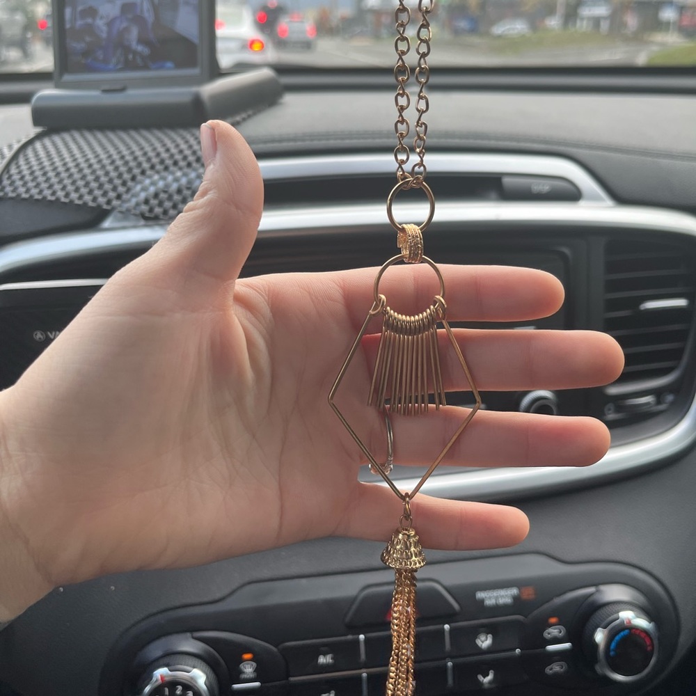 Necklace - Picture 3 of 4